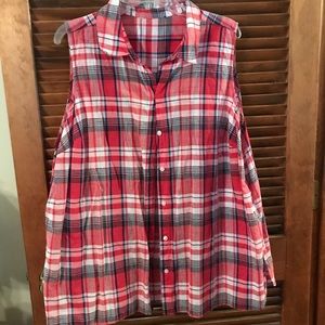 Women’s Sleeveless Blouse